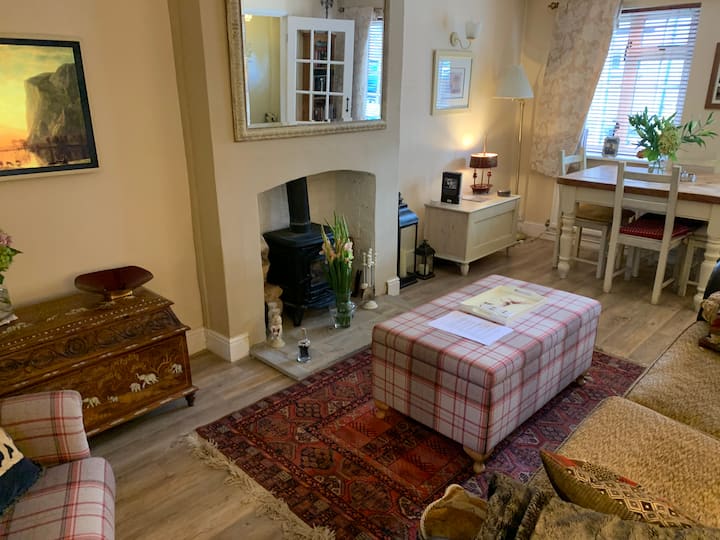 Top 10 Airbnbs With Hot Tub Near Oxford, UK Updated 2024 Trip101