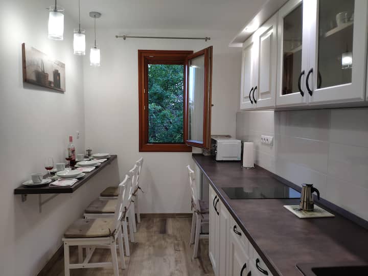 Csopak Rabaguzia - House With View Of The Balaton - Csopak