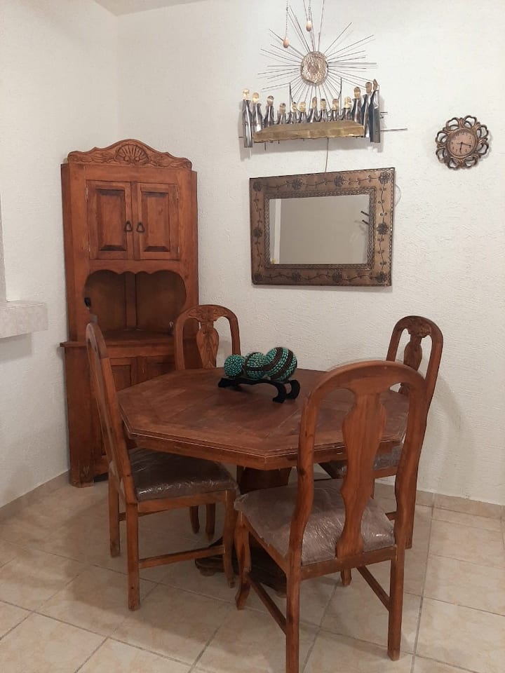Nice house in a gated community 10 minutes from Paseo Gómez Pal