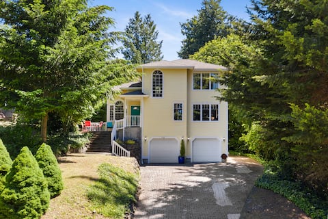 Breathtaking Sunsets @ 4BR Sunny Days Lakehouse