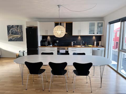 Amazing central apartment close to the harbour area and the city center
