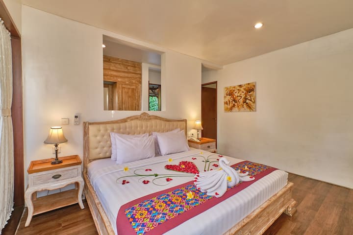 1BR Premium Room 4 w/ JUNGLE VIEW in Ubud CENTER - Ubud