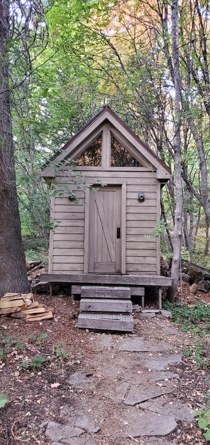 平房-单人室外房间