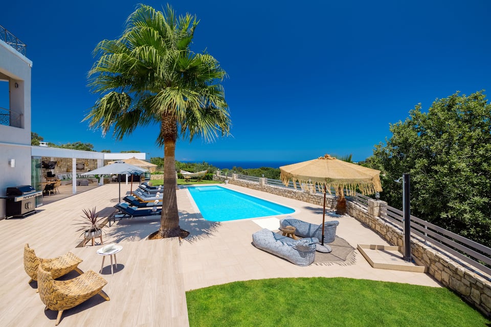 Sublime views, child friendly villa, sports & wellness facilities, full privacy! — foto 1