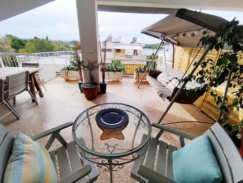 Little Nirvana (Cozy Seaside Penthouse)