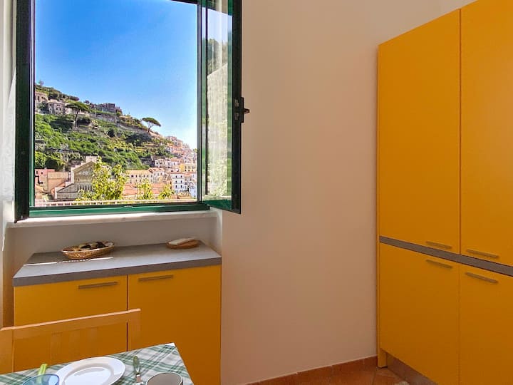 A Lemon House In The Heart Of Amalfi - Amalfi