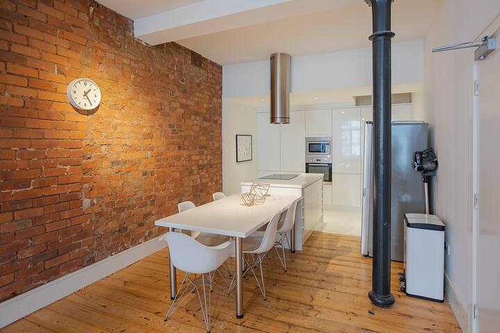 Trendy Apartment in the Northern Quarter gallery image 5