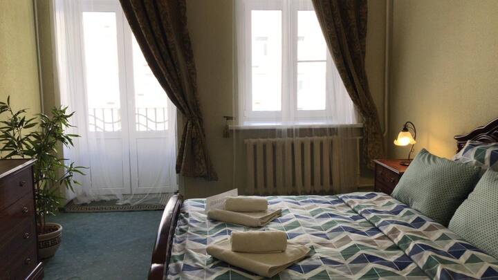 современная семья иллюстрации. семья флэт иллюстрация. семья плоский вектор. семья флэт иллюстрация. флат фэмили.