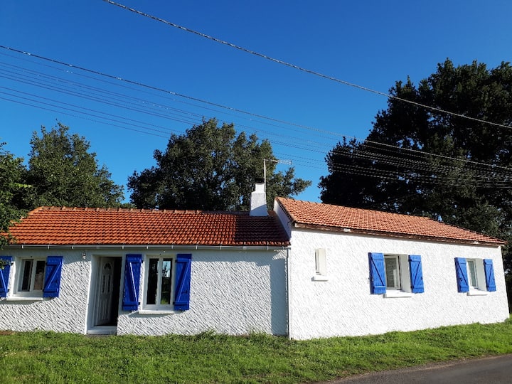Quiet country house between Nantes and Pornic Houses for Rent in