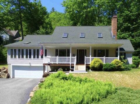 Beautiful Mountain Home for Leaf Peeping & Skiing
