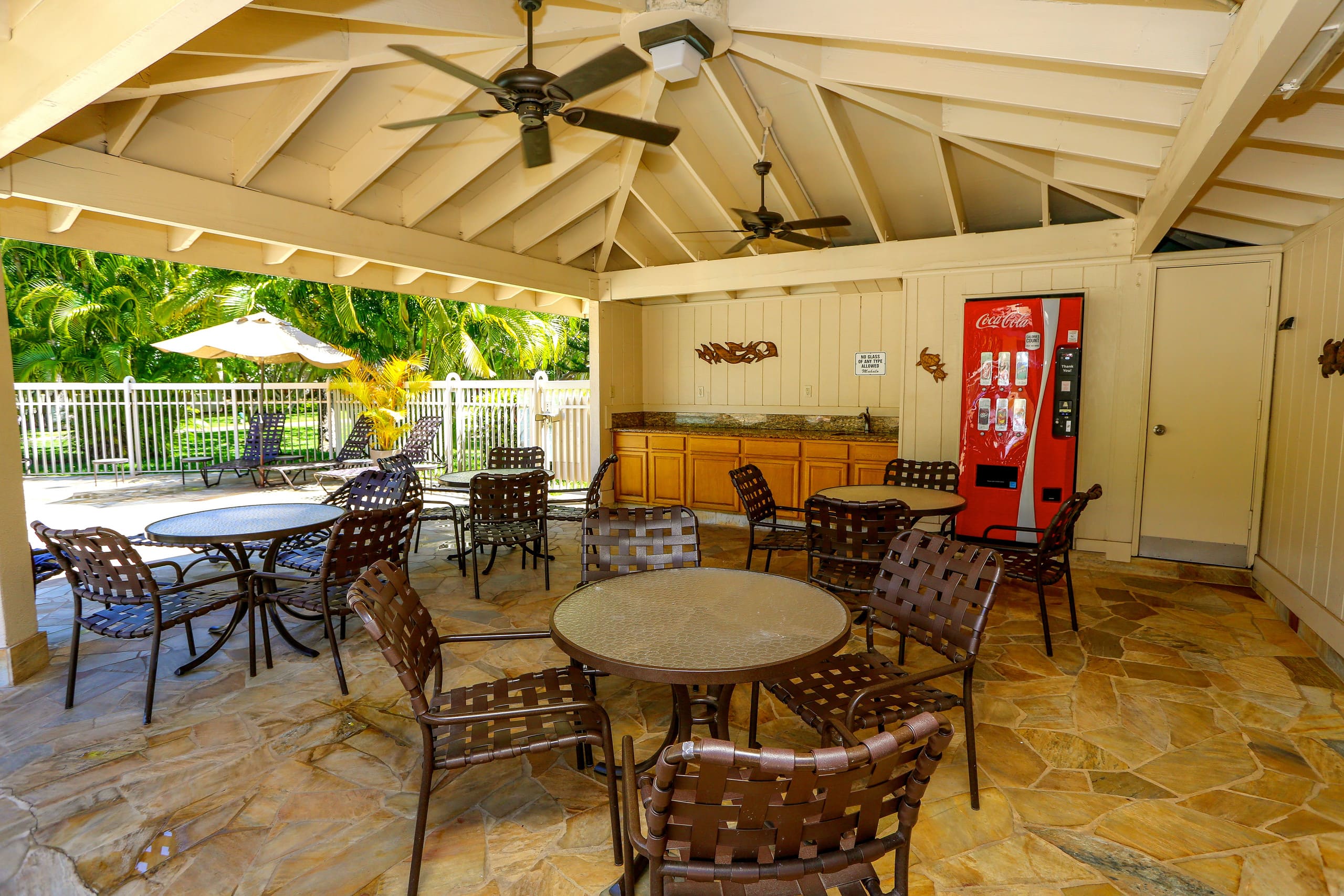 Condo in Kihei · ★4.72 · 3 bedrooms · 5 beds · 3 baths - Image 36