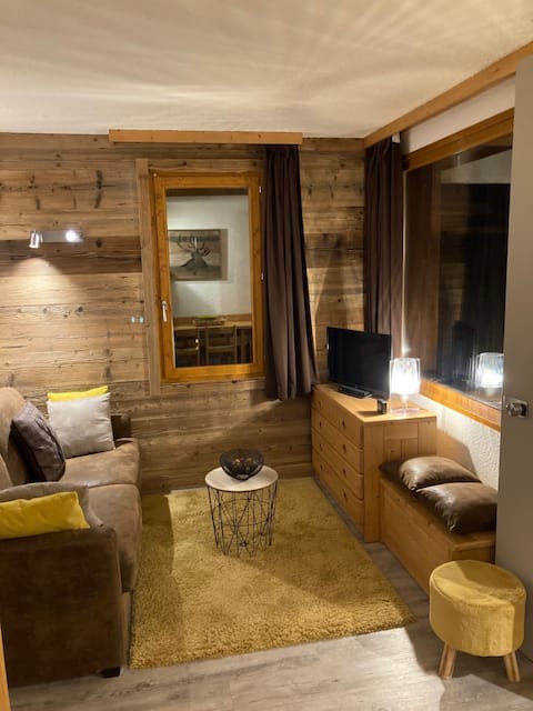 Top Airbnb: Hameau du Mottaret: apartment for 4/5 people on the slopes à Les Allues