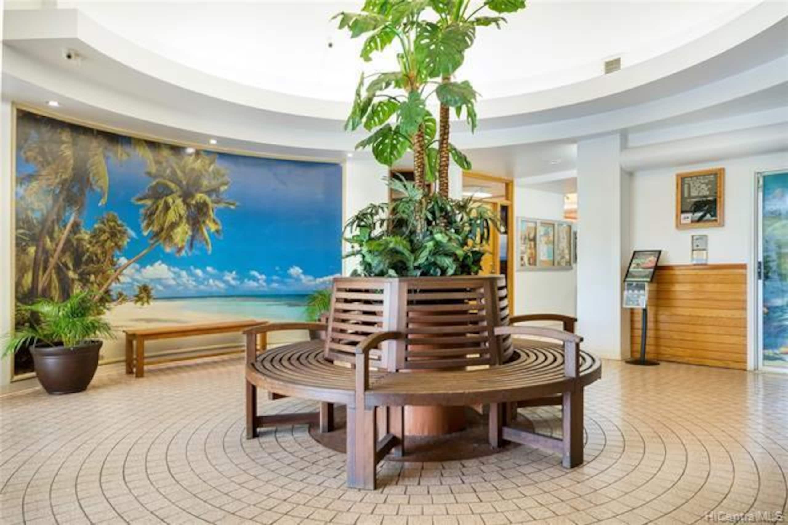 Condo in Honolulu · ★4.9 · 1 bedroom · 1 bed · 1 bath - Image 2