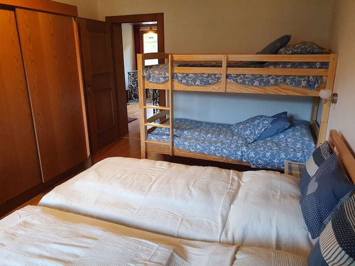 Slaapkamer 3 met en suite badkamer