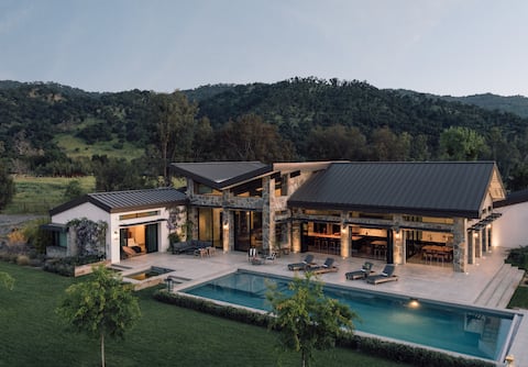 Ojai Valley Luxury - CASA GORO TOPA