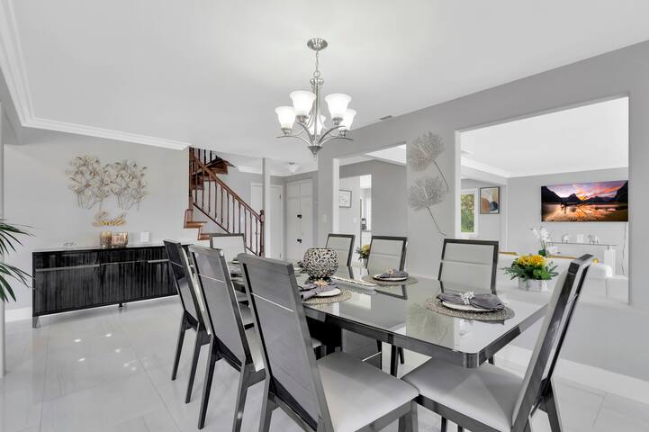 Cozy Villa close disney gallery image 5