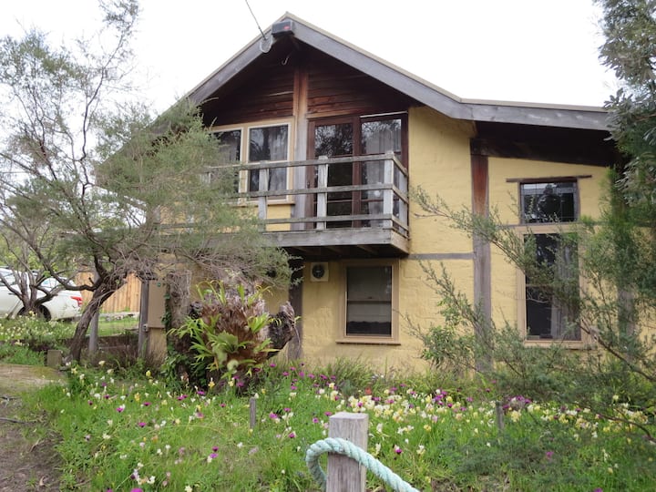 Mallacoota Holiday Rentals & Homes Victoria, Australia Airbnb