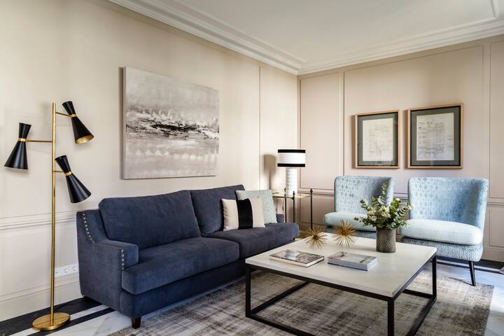 Luxury Two-Bedroom Apartment gallery image 2