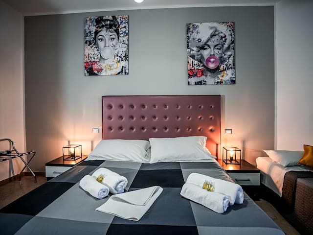 Appartamento con terrazzo a due passi dal Colosseo gallery image 4