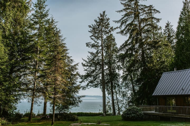 Sugar Bear Cove–10 acres of beachfront property gallery image 2