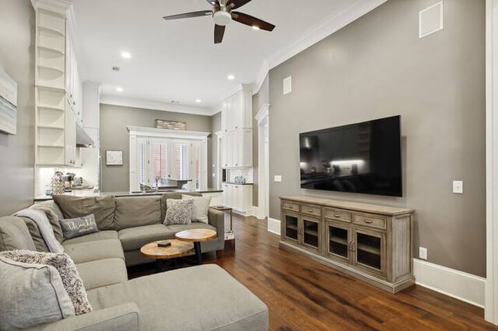 Mint Julep Vacation Rentals managed Airbnb listing 2