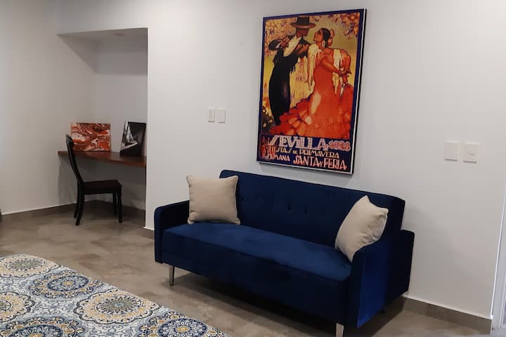 Dawati la kuandika na sofa