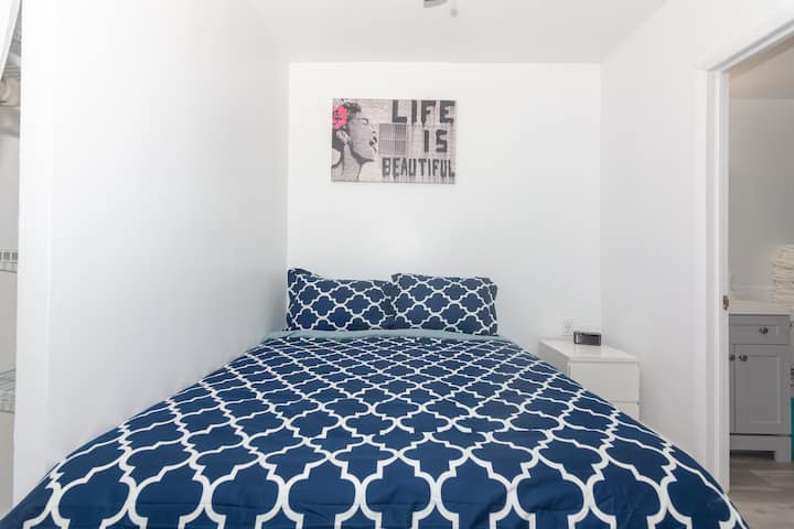 Спалня с 2 - ро двойно легло