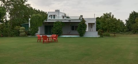 Dakor Holiday Rentals Homes Gujarat India Airbnb