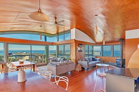 Stunning 270 Degree Ocean Views - Ultimate Escape!