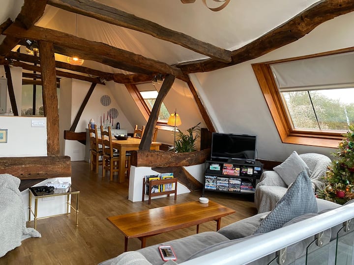 16th Century Barn - Campton