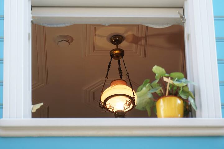 Tilas – 19th Century Wooden Townhouse in Kadıkoy gallery image 5