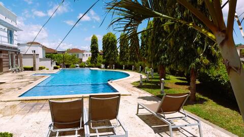 Lovely House ~ Amazing Pool ~ Great Amenities