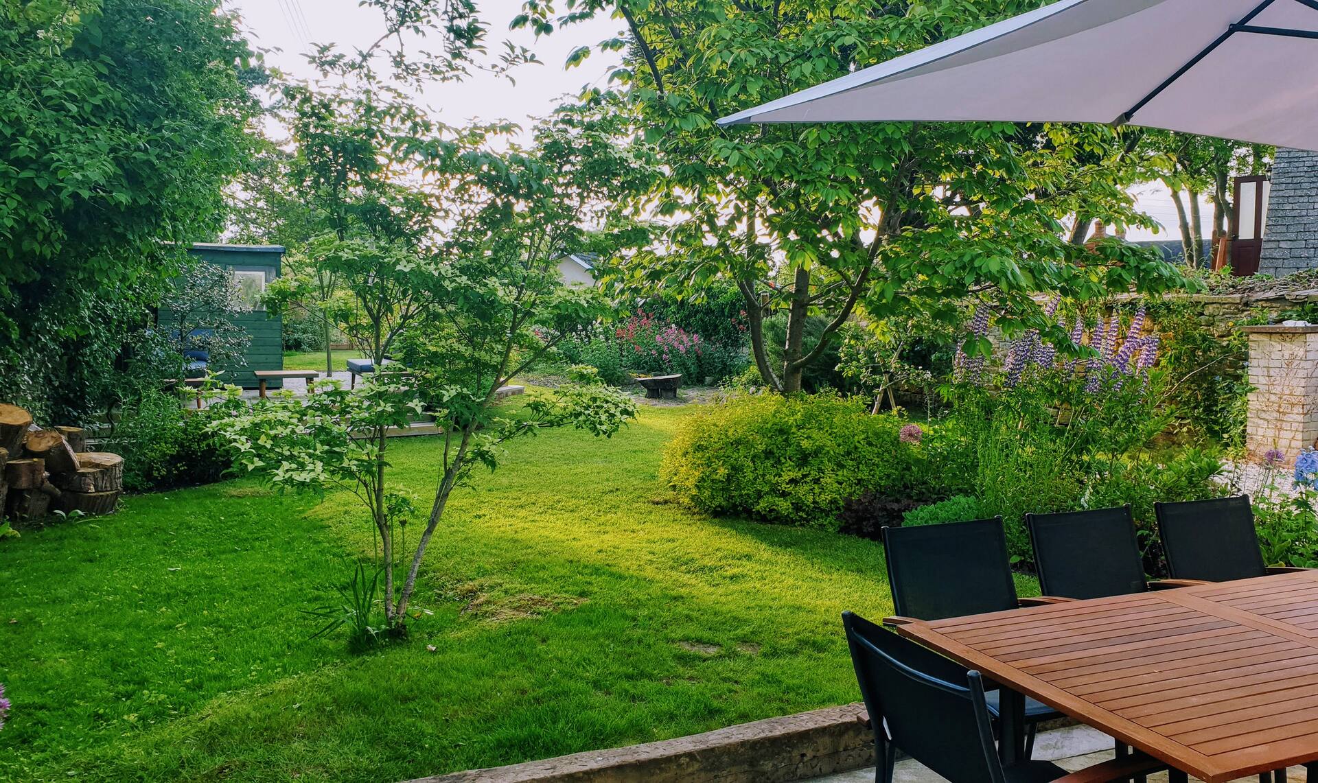 Belle maison Cotswold avec grand jardin au centre du village