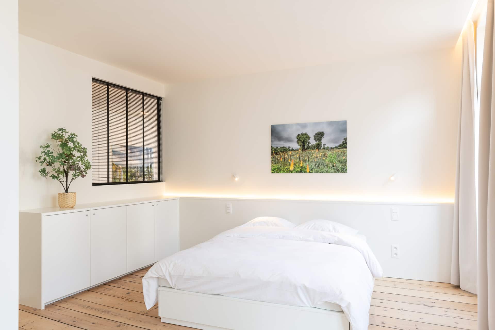 Amazing Place Located in Heart of BXL City