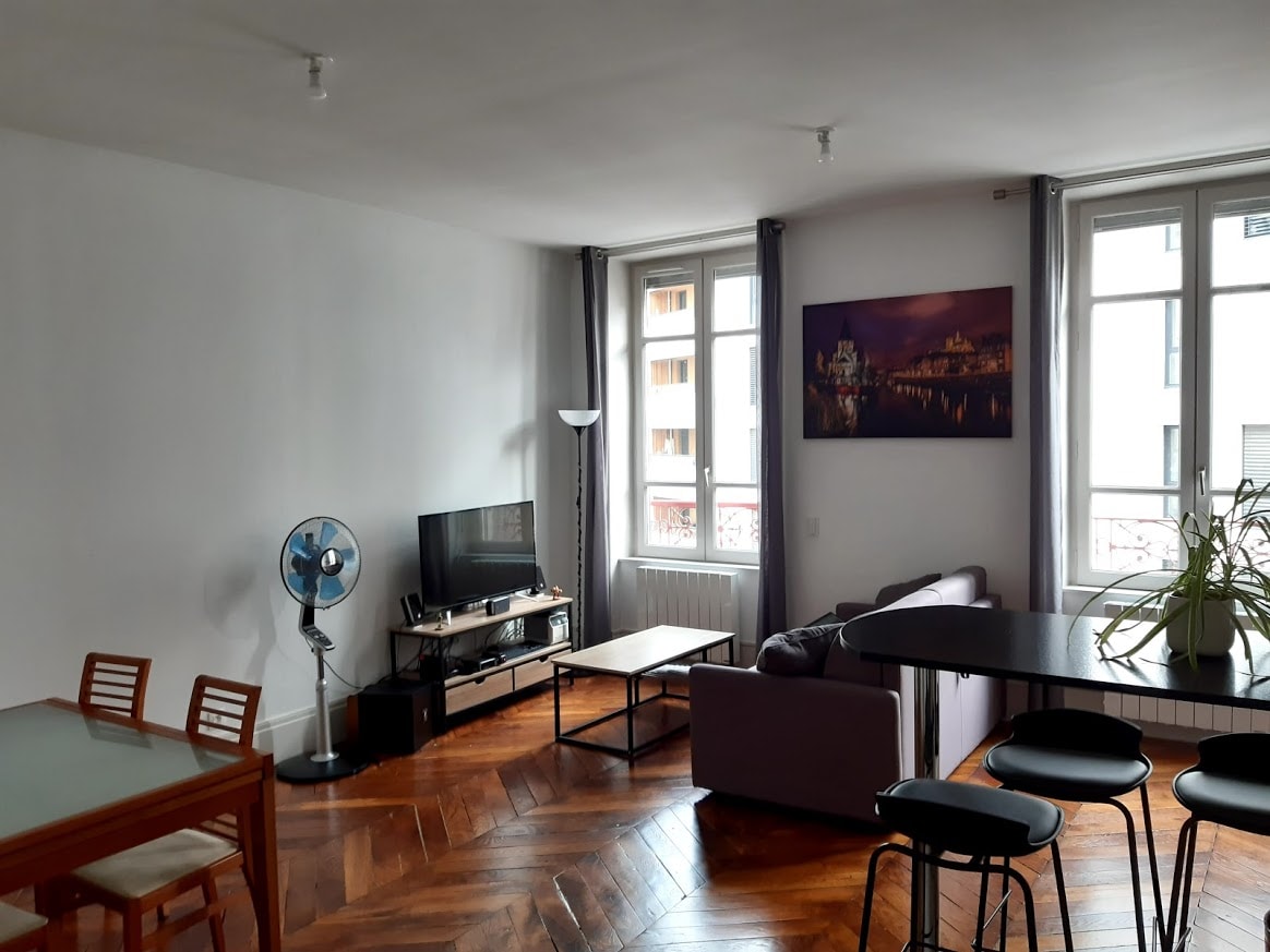 მისაღები ოთახი