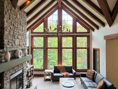 Panache 638: Luxury Chalet with Endless Amenities