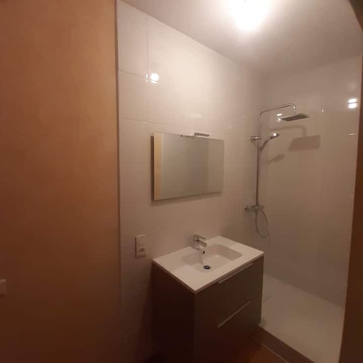 El nuevo baño de la suite del dormitorio principal