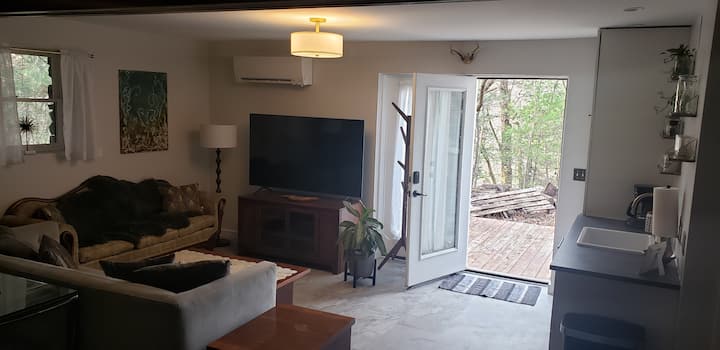 Wooded Retreat 10 Min To Downtown! - Asheville, NC