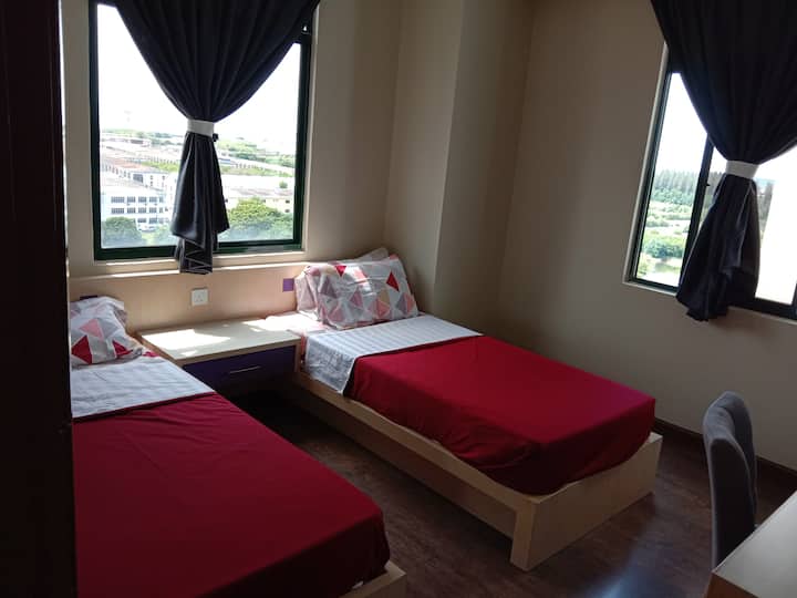 غرفة النوم 2