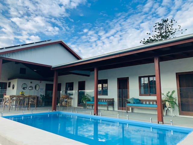 Blue Fattoria ~ Luxury Farm Accommodation gallery image 5