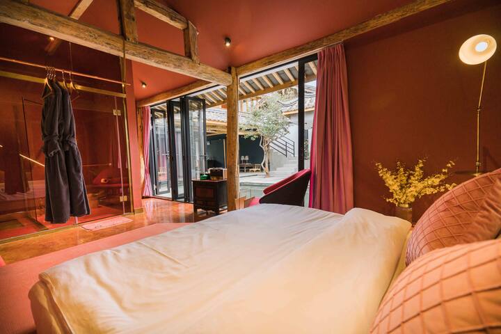 文殊春眠 午安与迷迭香 丽江古城全景无边泳池观景台 有空调 免费停车场 严格消毒 Serviced Apartments For Rent In Lijiang Yunnan China