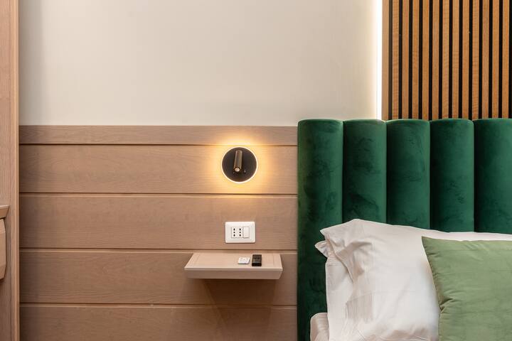 Holy Madonna dei Monti Coliseum gallery image 5