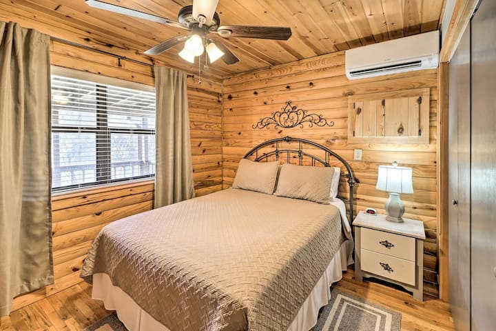 Გვერდი B | საძინებელი 2 | საწოლი 152 × 203 სმ