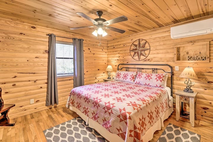 Გვერდი A | საძინებელი 1 | საწოლი დიდი ხნით | თეთრეული და პირსახოცები