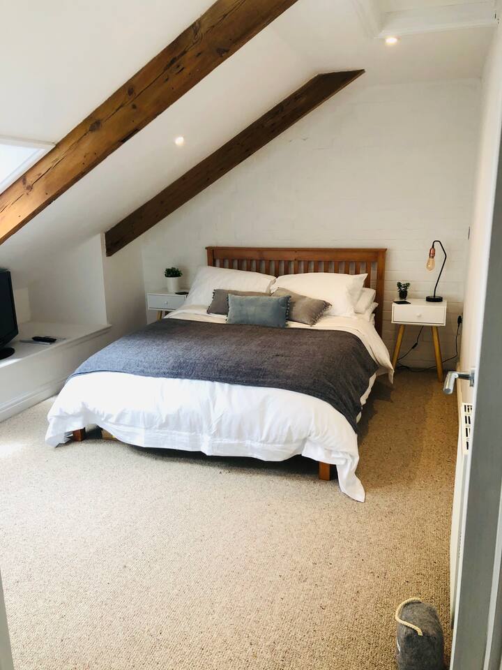 Master bedroom with Kingsize bed