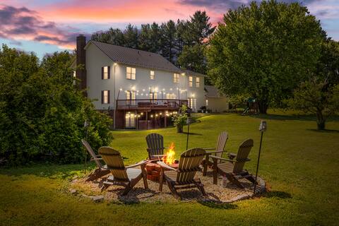 ONE MINUTE TO WINE HEAVEN ❤️ Hot tub ★ Home gym ★ Fire pit ★ Game Room ★ Private Footpath to Winery