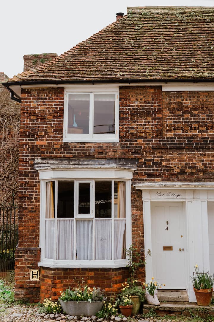 10 Best PetFriendly Airbnbs In Rye, UK Updated 2024 Trip101
