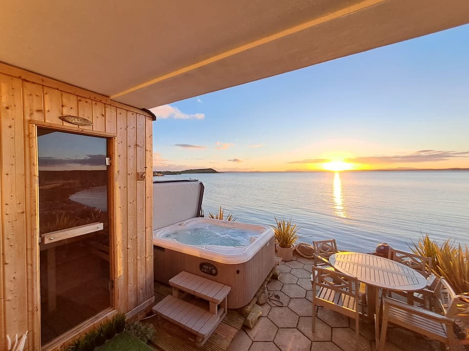 Northern Ireland, United Kingdom Vacation Rentals (5 out of 5) - Airbnb