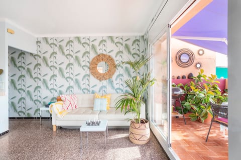 Anuncio de Airbnb popular: Top floor apartment near the beach en Pineda De Mar