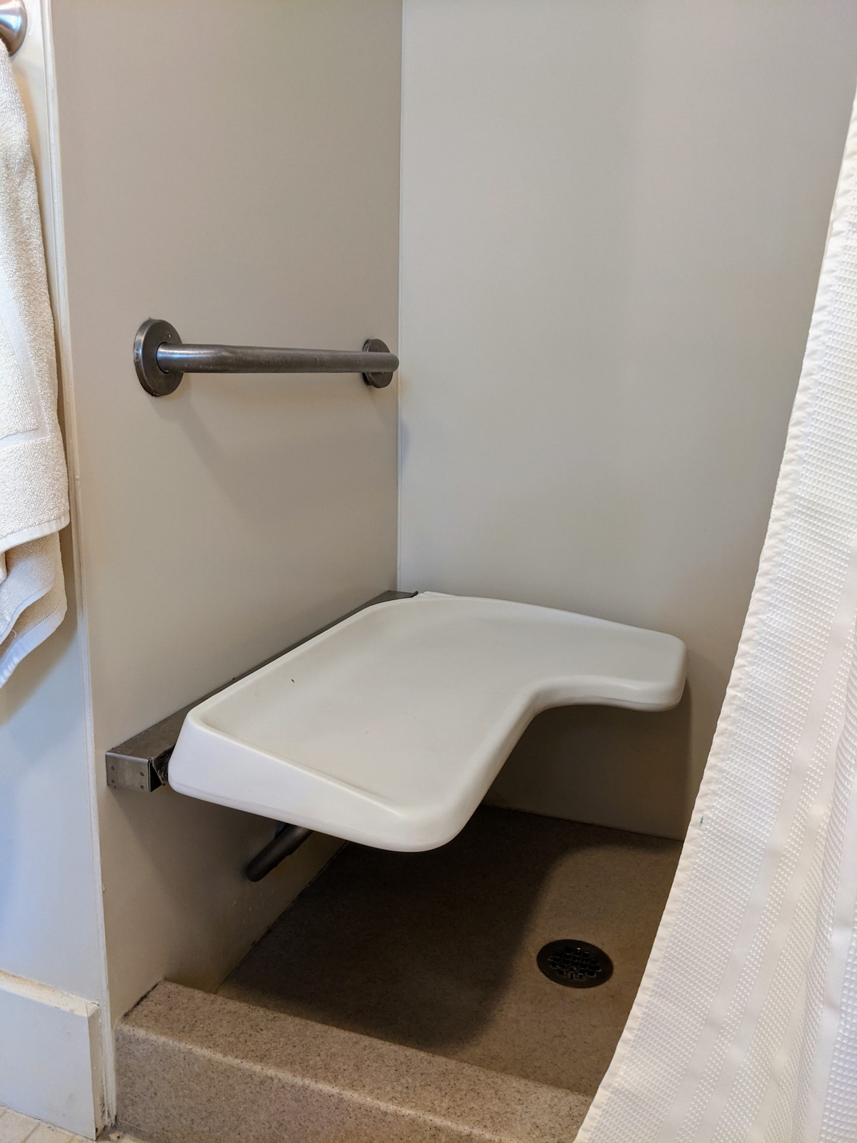 Lakeview Guest House
